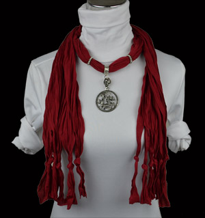 Dragon Dream of pendant scarf