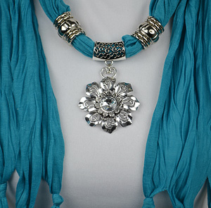 Fashion Flower Pendant Scarf alloy