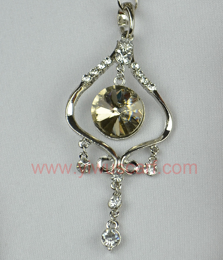 Pendant scarves supplier