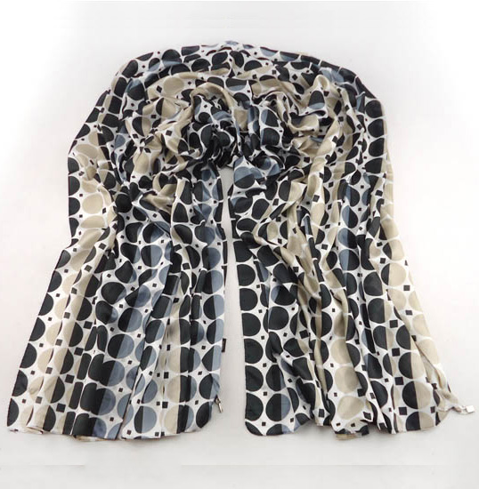 Jewelry scarves of silk scarves