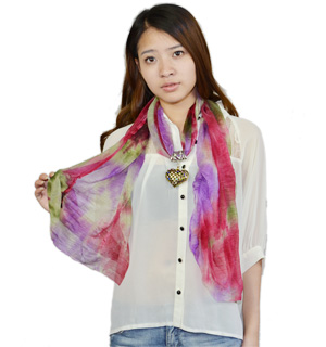 Diamond heart-shaped alloy pendant jewelry scarf