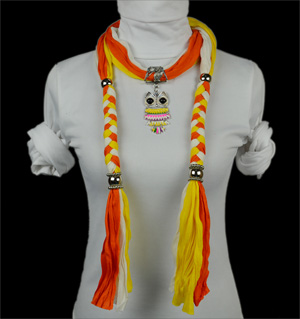 Night owl pendant scarf