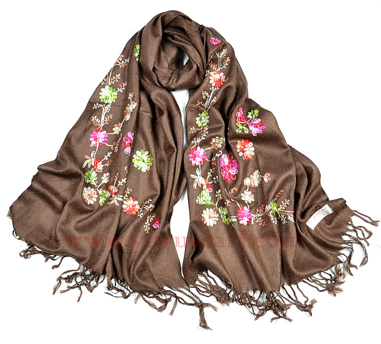 Embroidery cashmere scarf