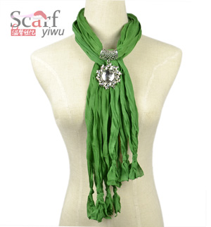 Sunflower pendant scarf lavender new collection