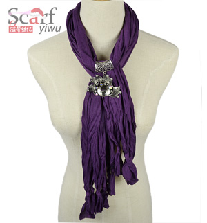 Elliptical Pendant Scarf Dark Purple