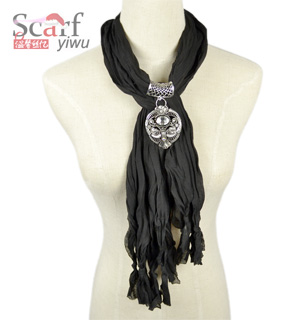Black Pendant Jewelry Scarf