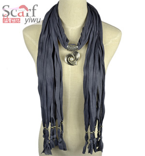 Pendant jewelry for scarf