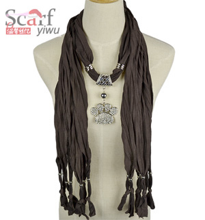 Palm pendant scarf wholesale