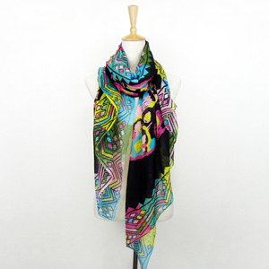Graffiti geometry Paris yarn Scarf