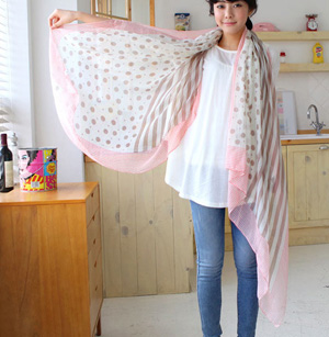 Dot vertical bars bali yarn scarf