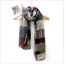 Scrawl camouflage Paris yarn scarf wholesale