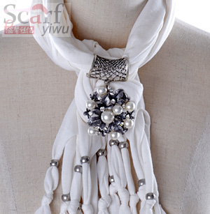 fashion beads pendant scarf for women