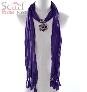 fashion pendant scarf with jewelery