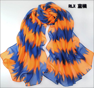 Christmas selling scarves