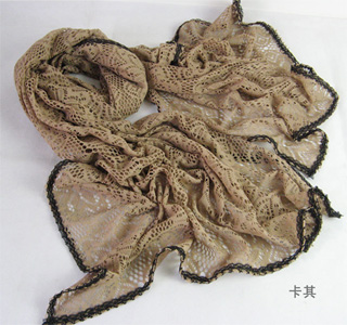 Hemming hollow plain scarves