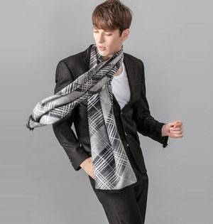 Woolen scarves for men