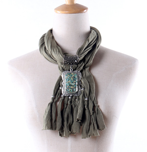 Wholesale Amber women pendant scarf