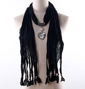 Wholesale Rhinestone Alloy Pendant Scarf