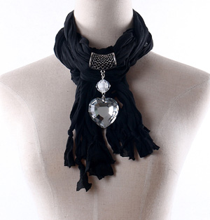 Wholesale Rhinestone Alloy Pendant Scarf