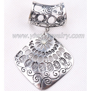 Scarf pattern peacock pendant jewelry