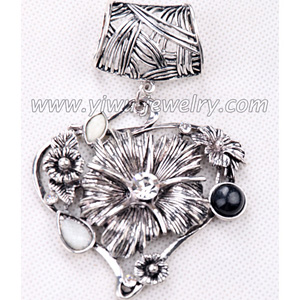 Heart shaped accessories scarves buckle