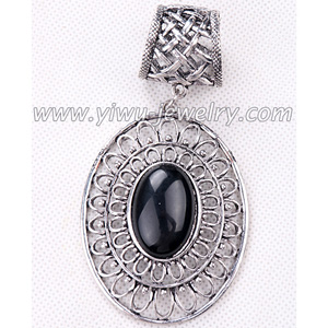 Black pearl oval pendant jewelry accessory