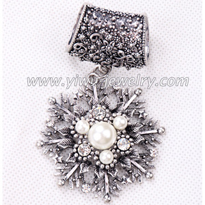 Snowflake model scarf pendant accessories