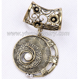 Fashion gold necklaces scarves accessories