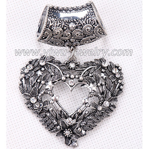 Heart shaped hollow fashion scarves accessories