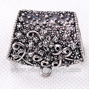 Pattern pendant scarves accessories slider