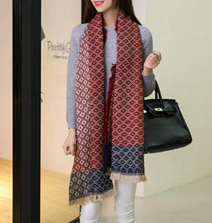 Wholesale wool fringed scarf
