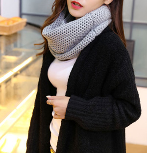 Wholesale woolen scarves