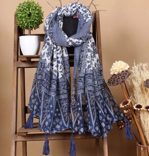 Wholesale totem print scarf