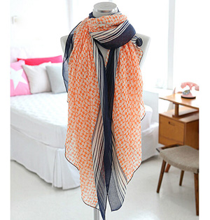 Lightweight scarves for women