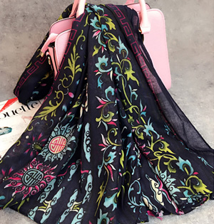 Long viscose scarf for women