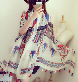 Wholesale fringed geometric scarf