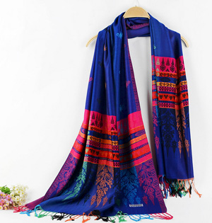 Wholesale ethnic printed fringed scarf